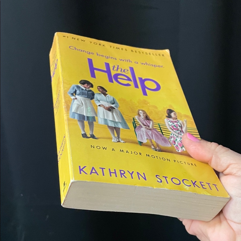 The Help Paperback USED Book - Picture 2 of 9